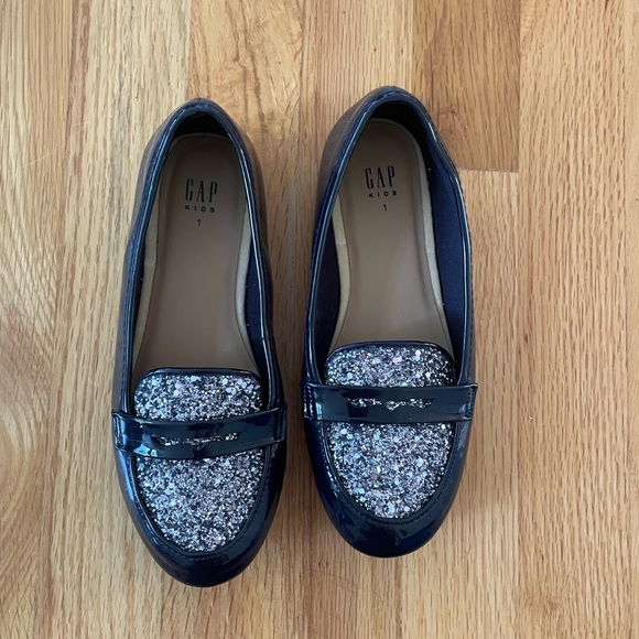 ❄️Gap girl’s Flats - Picture 3 of 6